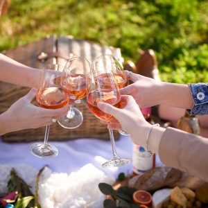 A picnic with Lazy Oak wines
